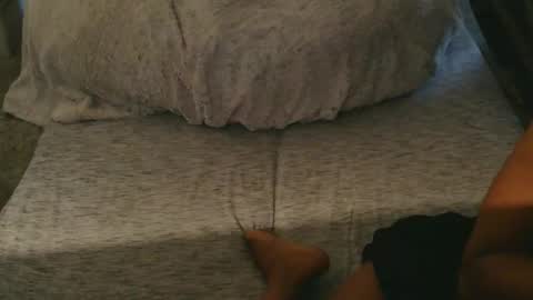 originalcali95 online show from December 3, 11:03 pm