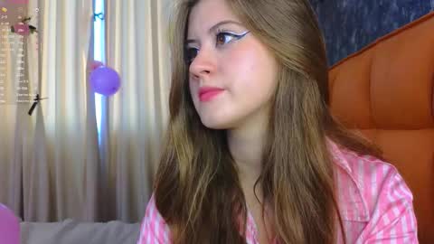 Snapshot of orivienne chatting on September 14, 7:18 am Dolores online show from September 14, 7:18 am