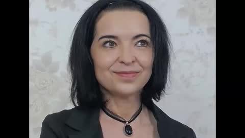 Ortensialady online show from April 18, 1:48 pm