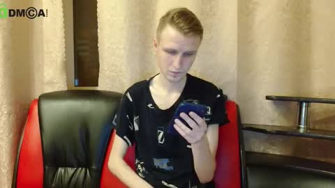 Snapshot of oscar_wildy chatting on March 22, 11:30 pm Oscar online show from March 22, 11:30 pm