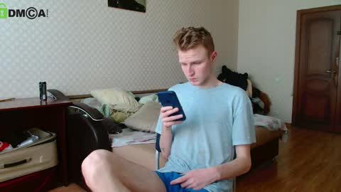 Snapshot of oscar_wildy chatting on March 30, 10:49 am Oscar online show from March 30, 10:49 am