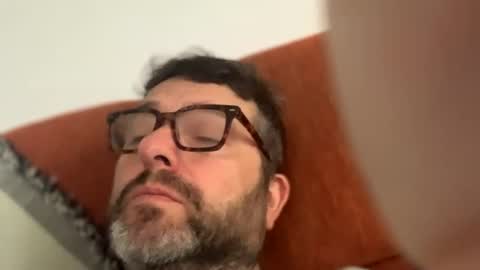 oscarbcncat online show from July 21, 9:44 am