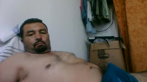 oscarjhe3512 online show from February 5, 2:16 am