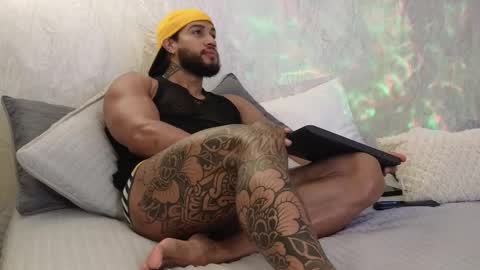 osher_cox online show from November 22, 2:21 am