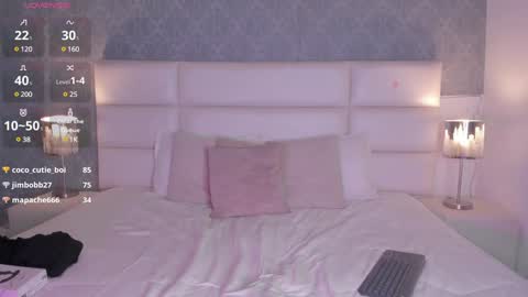 Snapshot of osirismansour chatting on January 18, 10:49 pm Osirismansour online show from January 18, 10:49 pm