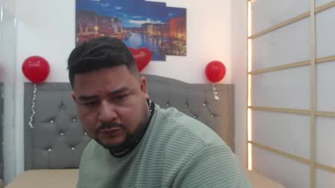 Bear Gael online show from February 22, 5:22 pm