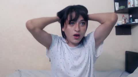 Snapshot of otakutransgurl chatting on October 30, 7:32 am RACHEL CHOW online show from October 30, 7:32 am