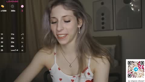 Anne online show from February 10, 8:02 pm