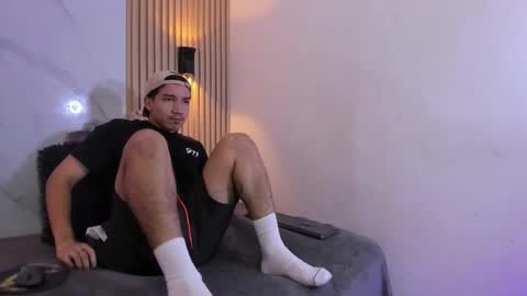 Otto Andrew online show from February 8, 7:17 pm