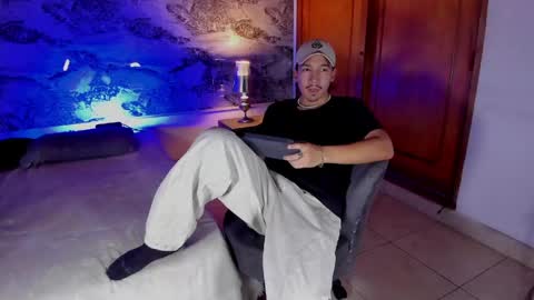 Otto Andrew online show from May 21, 3:13 am
