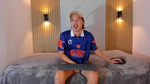 Otto Andrew online show from May 30, 9:34 pm