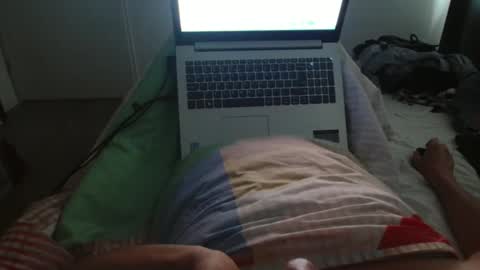 Snapshot of oudzktjong chatting on December 29, 11:40 am kars online show from December 29, 11:40 am