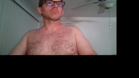 Snapshot of outdoormtb85 chatting on October 3, 8:55 am Straight Guy Ready to share his tight asshole online show from October 3, 8:55 am