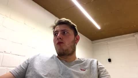 outflayd online show from February 14, 10:50 pm