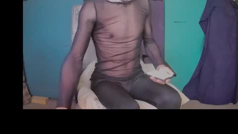 Snapshot of outtamatik chatting on February 15, 11:14 pm G online show from February 15, 11:14 pm