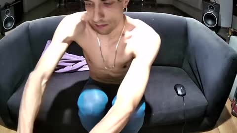 Snapshot of outtamatik chatting on September 23, 2:36 am G online show from September 23, 2:36 am