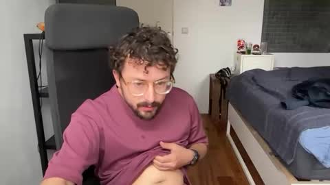 ovidius96 online show from October 3, 2:03 pm