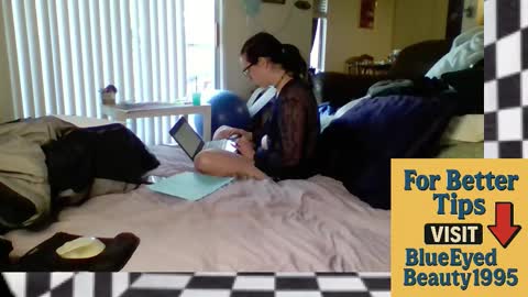 Snapshot of ovissbmson chatting on October 30, 12:01 am ovissbmson online show from October 30, 12:01 am