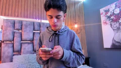 Owen Johnson online show from November 10, 12:04 pm