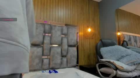 Owen Johnson online show from April 15, 11:39 am