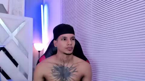 owen blaze online show from July 13, 3:09 am