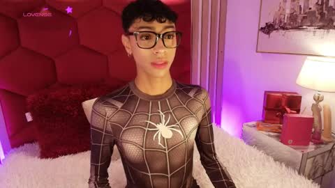 Owen online show from April 9, 3:17 am