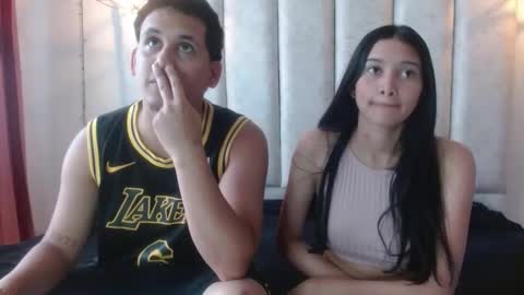 Owen and Rose online show from November 13, 7:57 pm