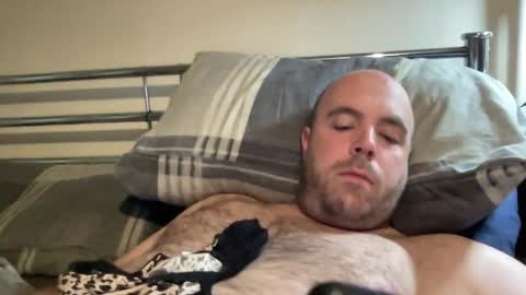 Snapshot of owenfn2 chatting on April 30, 6:20 am Owen2022 online show from April 30, 6:20 am