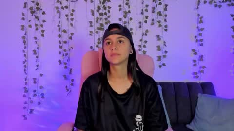 Snapshot of owenfoxx1 chatting on February 18, 1:51 pm Owen foxx online show from February 18, 1:51 pm