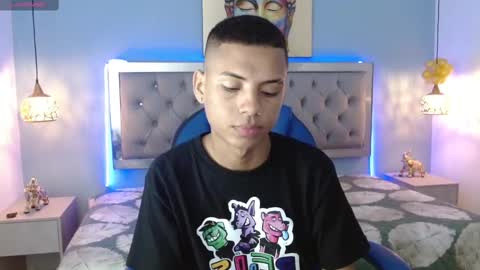 Snapshot of owenstone chatting on December 30, 8:47 pm OWEN online show from December 30, 8:47 pm