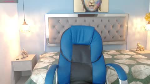 Snapshot of owenstone chatting on December 30, 11:49 pm OWEN online show from December 30, 11:49 pm