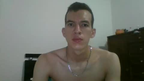 Snapshot of oxcar_5 chatting on February 28, 9:32 am Oscar G online show from February 28, 9:32 am