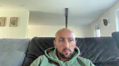 Snapshot of oxlade59 chatting on October 6, 11:07 am oxlade59 online show from October 6, 11:07 am