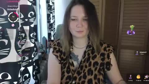 ozalin online show from June 19, 1:37 pm