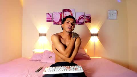 ozuna online show from March 18, 12:19 pm