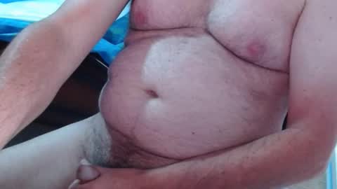 Snapshot of ozzieozzieoi chatting on October 29, 1:52 am HairyolOz online show from October 29, 1:52 am