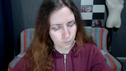 Ella online show from April 1, 1:41 pm