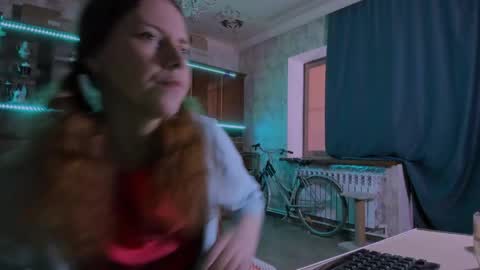 Ella online show from June 1, 6:37 am