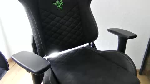 Snapshot of paauljdhd122 chatting on March 8, 12:42 pm paauljdhd122 online show from March 8, 12:42 pm