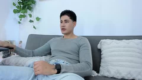 Javi    online show from February 3, 2:11 pm