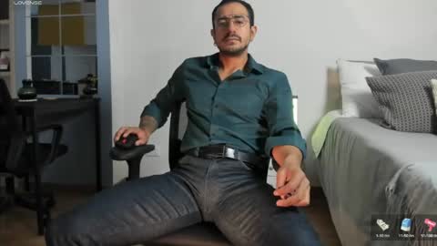 Snapshot of pablo_rincon95 chatting on April 6, 12:39 pm pablo rincon95 online show from April 6, 12:39 pm