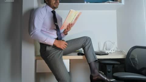 Snapshot of pablo_rincon95 chatting on April 7, 2:06 pm pablo rincon95 online show from April 7, 2:06 pm