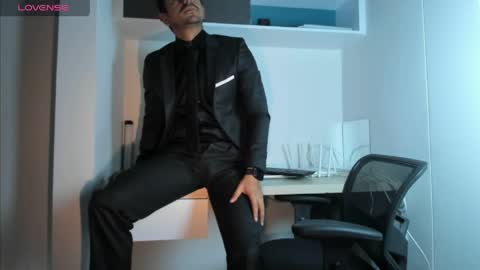 Snapshot of pablo_rincon95 chatting on April 9, 12:43 pm pablo rincon95 online show from April 9, 12:43 pm