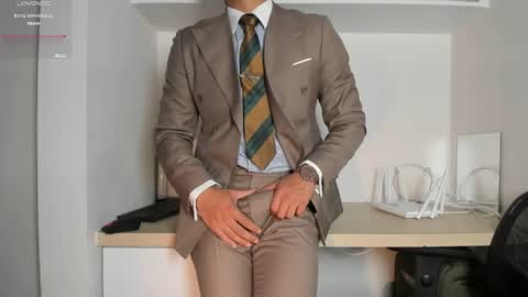 Snapshot of pablo_rincon95 chatting on April 27, 9:13 pm pablo rincon95 online show from April 27, 9:13 pm