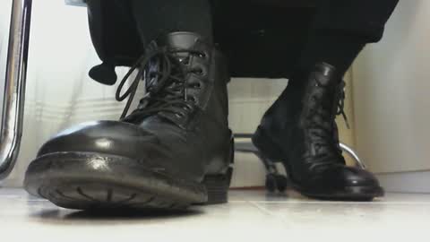 Snapshot of pablomenesssl chatting on February 3, 12:14 pm Pablo Meness online show from February 3, 12:14 pm