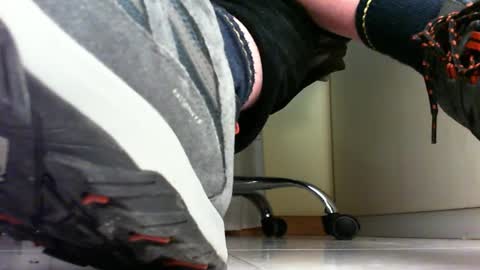 Snapshot of pablomenesssl chatting on February 26, 9:58 pm Pablo Meness online show from February 26, 9:58 pm