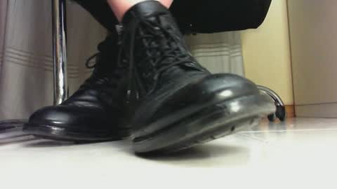 Snapshot of pablomenesssl chatting on March 1, 7:26 pm Pablo Meness online show from March 1, 7:26 pm