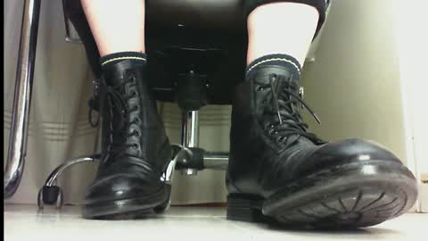 Snapshot of pablomenesssl chatting on March 6, 6:59 pm Pablo Meness online show from March 6, 6:59 pm