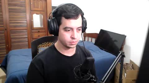 Snapshot of pablomingo chatting on February 5, 10:20 am pablomingo online show from February 5, 10:20 am