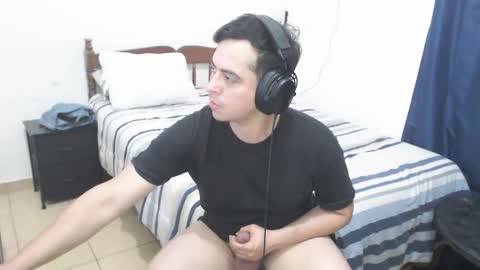 Snapshot of pablomingo chatting on March 14, 7:14 am pablomingo online show from March 14, 7:14 am